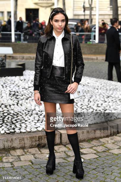 Hana Cross attends the Miu Miu show as part of the Paris Fashion Week Womenswear Fall/Winter 2019/2020 on March 05, 2019 in Paris, France.