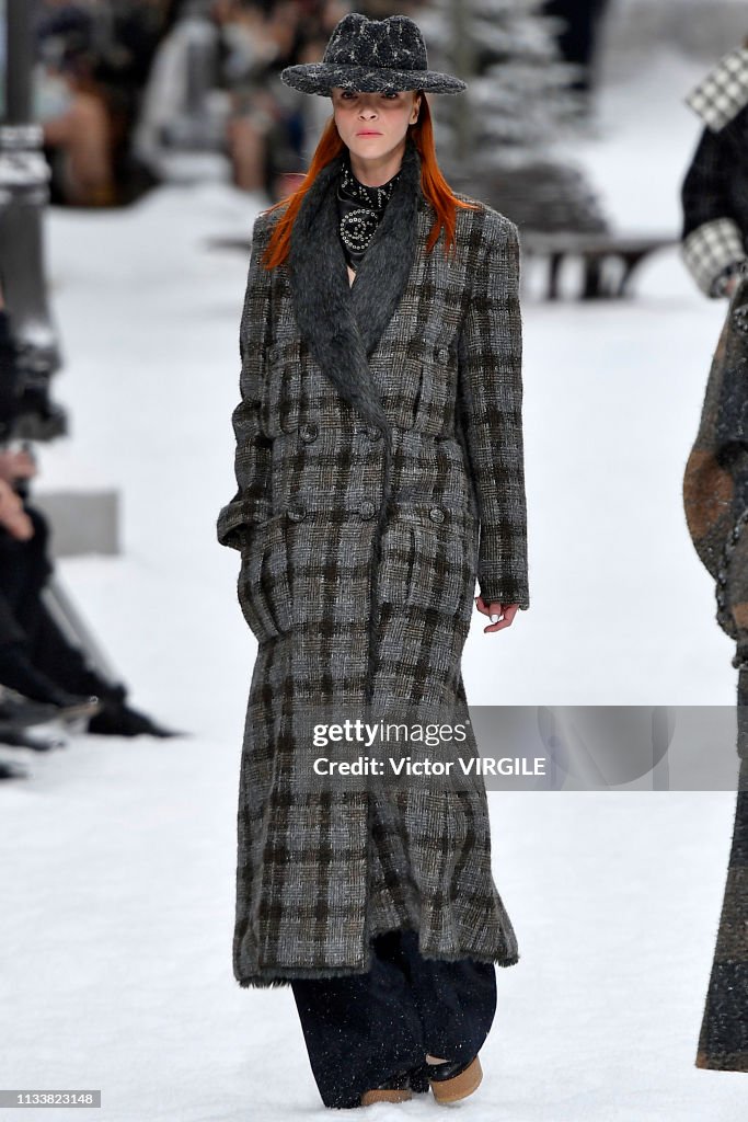 Chanel - Runway - Paris Fashion Week Womenswear Fall/Winter 2019/2020