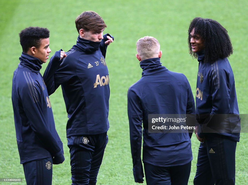 Manchester United Training and Press Conference