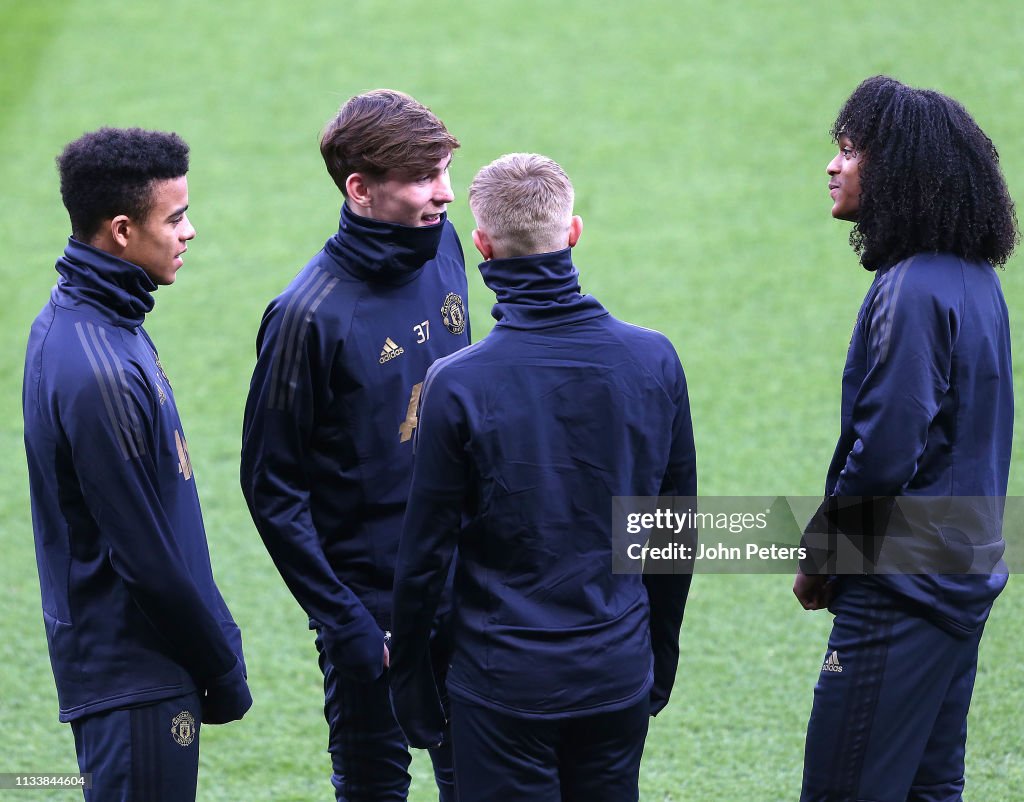 Manchester United Training and Press Conference