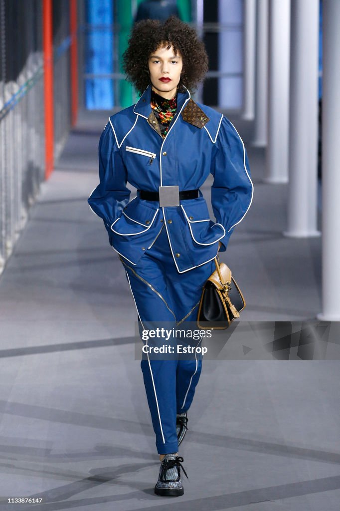 Louis Vuitton : Runway - Paris Fashion Week Womenswear Fall/Winter 2019/2020