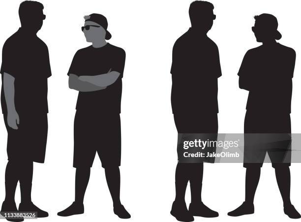 zwei teenager stehen silhouetten - männlicher teenager stock-grafiken, -clipart, -cartoons und -symbole