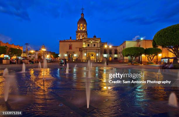 santa cruz temple and convent in queretaro, mexico - queretaro state stock pictures, royalty-free photos & images