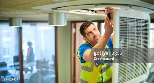 air con engineer - electrical safety stock pictures, royalty-free photos & images