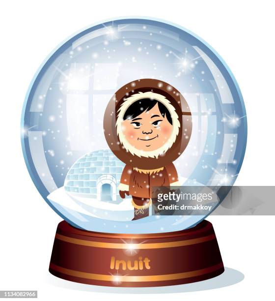 ilustraciones, imágenes clip art, dibujos animados e iconos de stock de globo de nieve e inuit - inuit