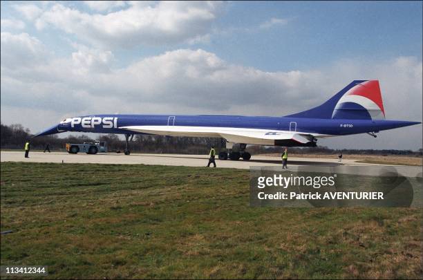 Pepsi Advertising Campaign On February 04th, 1996 In Gatwick