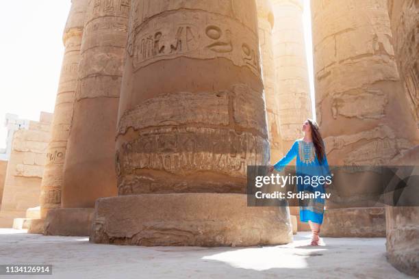 experiencing the world's greatest treasures in person - temple of luxor stock pictures, royalty-free photos & images