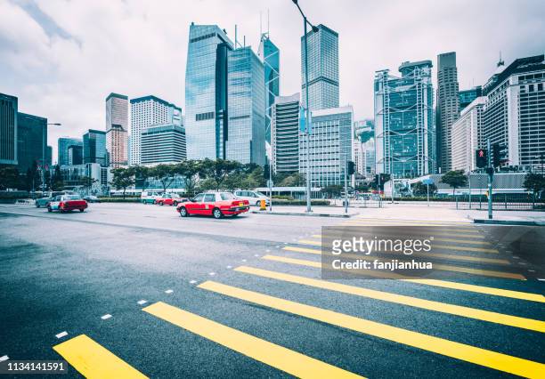 hong kong central daytime street view - 中環 ストックフォトと画像