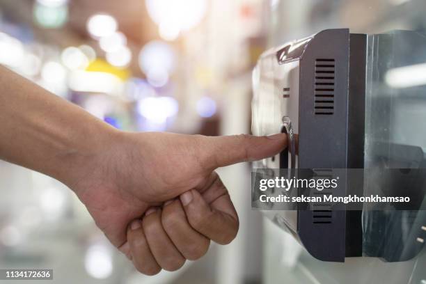 Keycard Scan Door Card Scanner Photos and Premium High Res Pictures - Getty Images