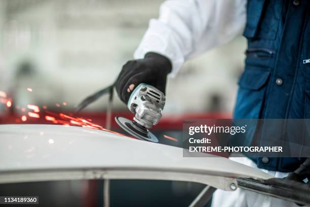 Grinding Damage Car Grinding Photos and Premium High Res Pictures - Getty Images