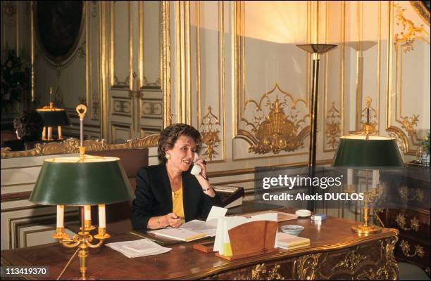 First Day Of Edith Cresson At Matignon Palace On May 16th, 1991 In Paris, France - At Matignon