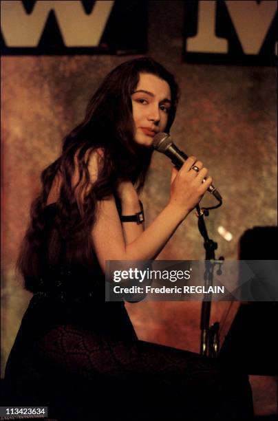 Azizza Singer 20 Mustafa Zadeh Aziza Stock Photos, High-Res Pictures, and Images ...