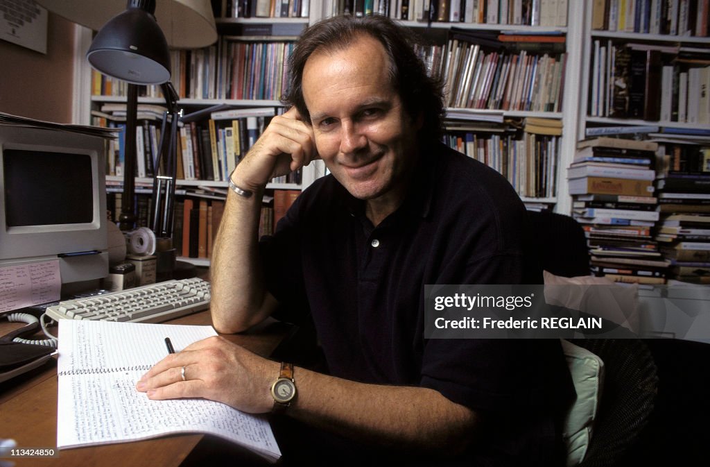 London: William Boyd, Writer On October 1st,1996 In Londres, United Kingdom.
