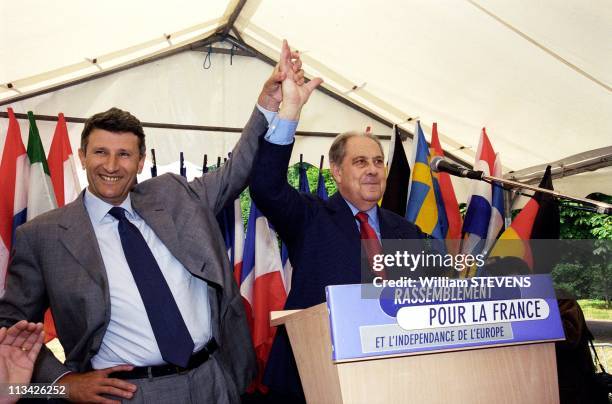 Meeting RPF : Charles Pasqua And Philippe De Villiers In St.Cloud,France On June 26th, 1999