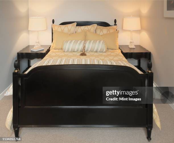 luxury bedroom - narrow foto e immagini stock