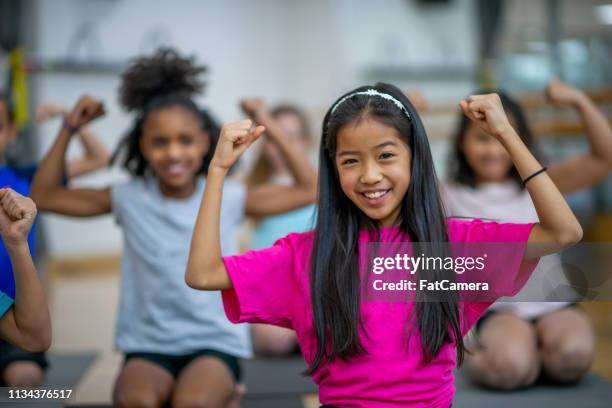 kids during gym class - physical education stock pictures, royalty-free photos & images