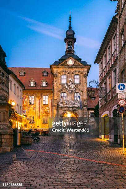 germany, bavaria, bamberg, old town with old town hall at dusk - bamberg stock-fotos und bilder