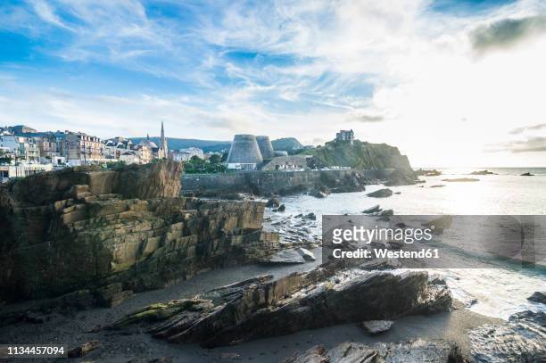 uk, england, devon, seafront of ilfracombe at sunset - ilfracombe stock pictures, royalty-free photos & images