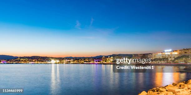 france, provence-alpes-cote d'azur, cannes, - cannes croisette stock-fotos und bilder