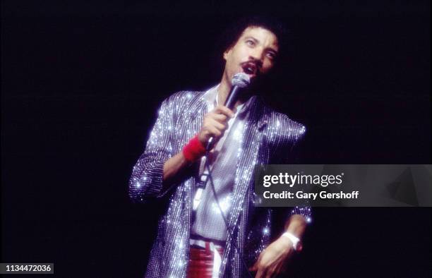 American Pop and R&B musician Lionel Richie performs onstage at Radio City Music Hall, New York, New York, October 11, 1983.