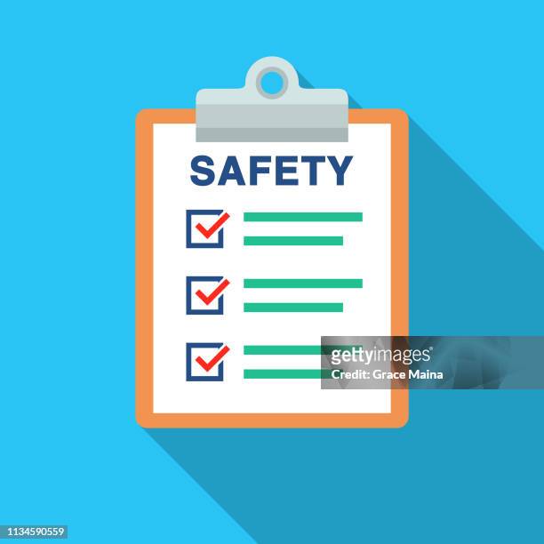 stockillustraties, clipart, cartoons en iconen met veiligheids document lijst met vinkjes en klembord - checklist