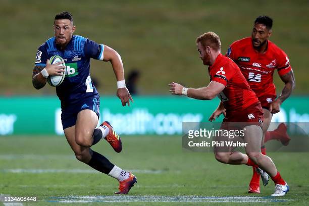 Sonny Bill Williams of the Blues makes a break during the round four Super Rugby match between the Blues and the Sunwolves at QBE Stadium on March...