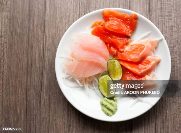 japanese gourmet sashimi - fresh wasabi stock-fotos und bilder