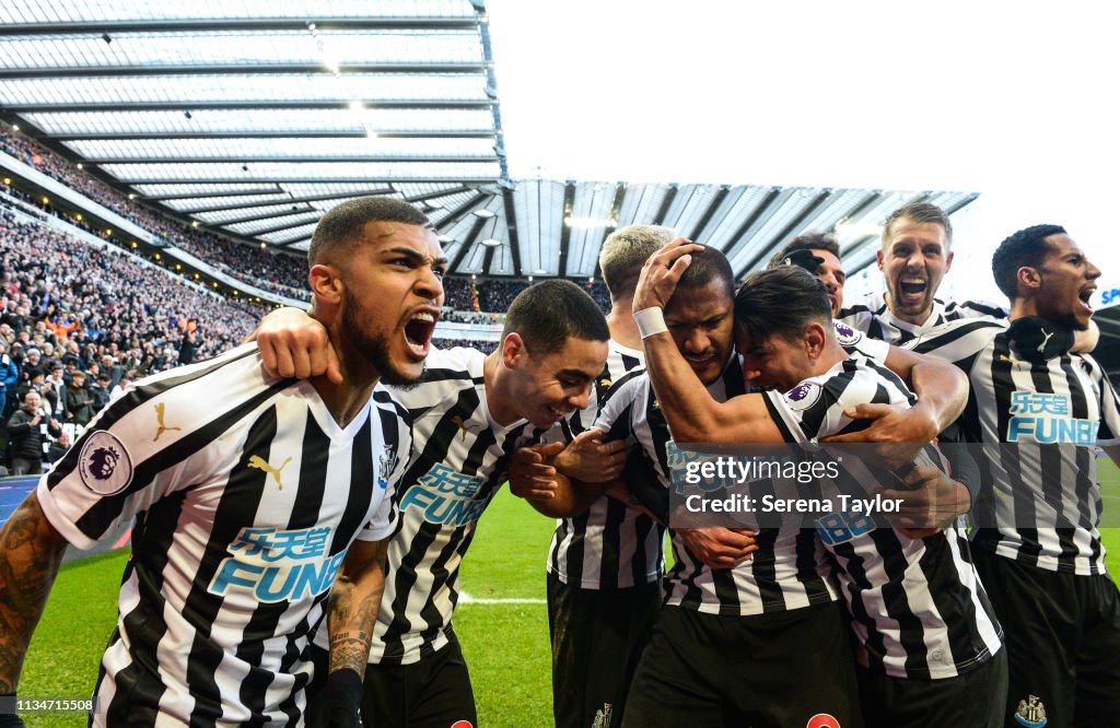 Newcastle United v Everton FC - Premier League