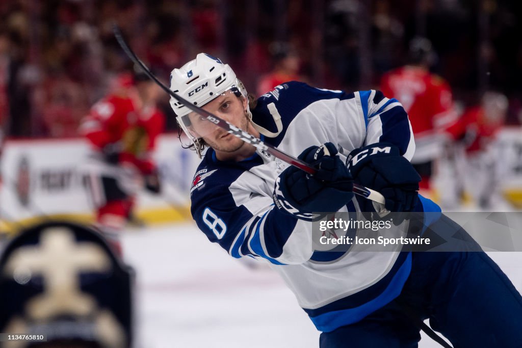 NHL: APR 01 Jets at Blackhawks