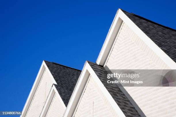 four gabled rooflines - howse peak stock pictures, royalty-free photos & images