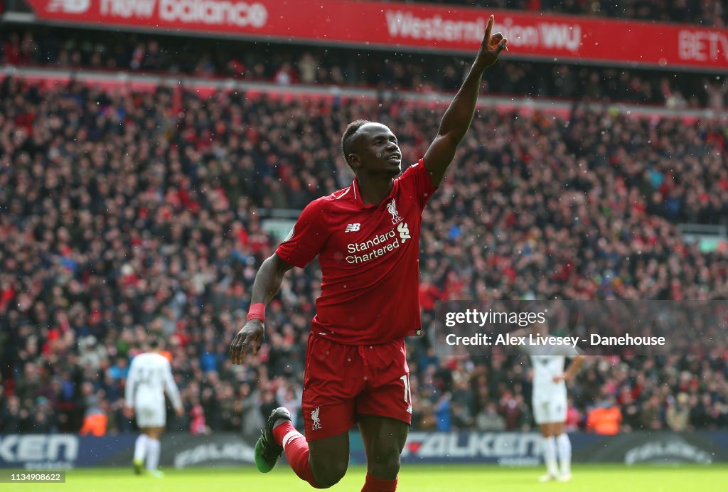 Liverpool FC v Burnley FC - Premier League