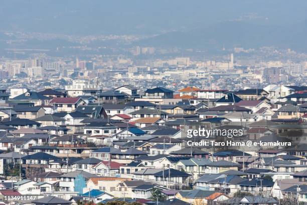 residential district on hill in kanagawa prefecture in japan - kanagawa stockfoto's en -beelden