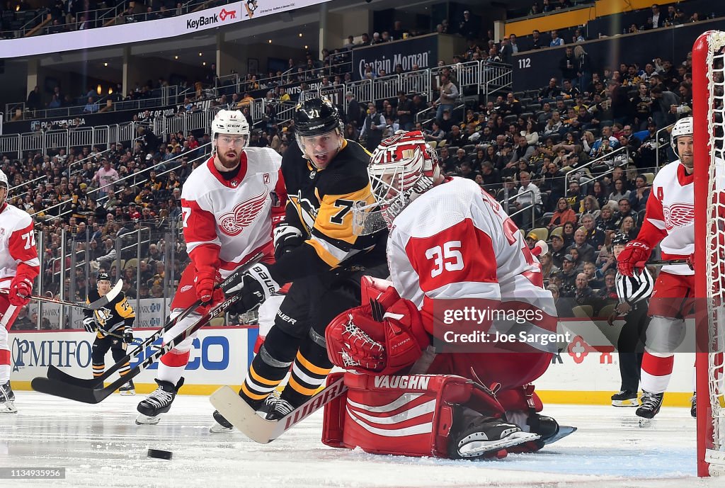 Detroit Red Wings v Pittsburgh Penguins