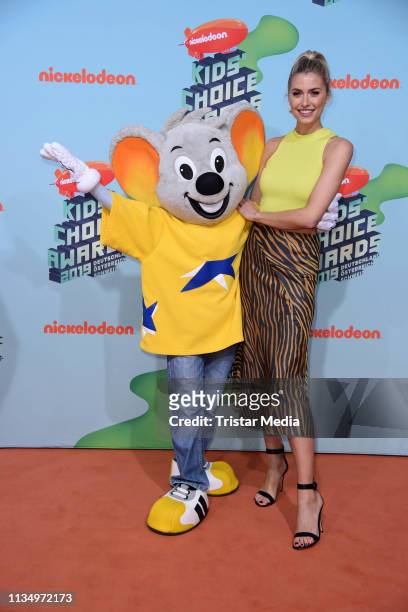 Lena Gercke attends the Nickelodeon Kids Choice Awards on April 4, 2019 in Rust, Germany.