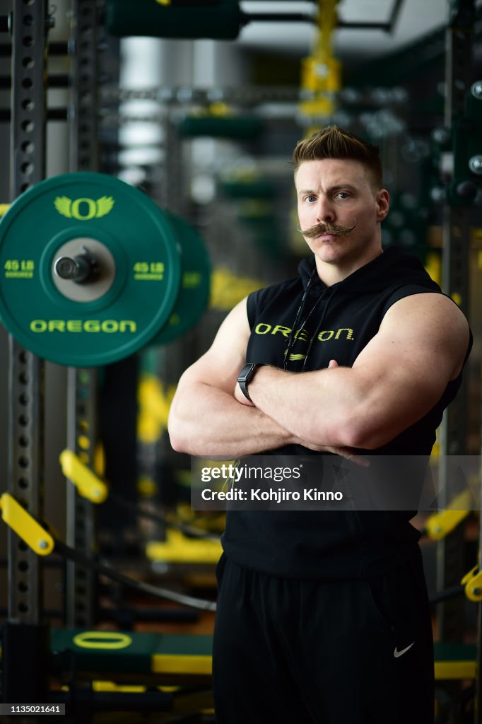 Portrait of Oregon strength and conditioning coach Aaron Feld posing...  Photo d'actualité - Getty Images