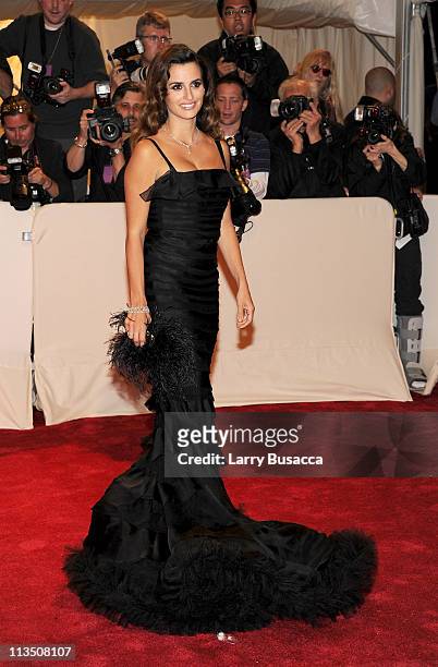 Actress Penelope Cruz attends the "Alexander McQueen: Savage Beauty" Costume Institute Gala at The Metropolitan Museum of Art on May 2, 2011 in New...