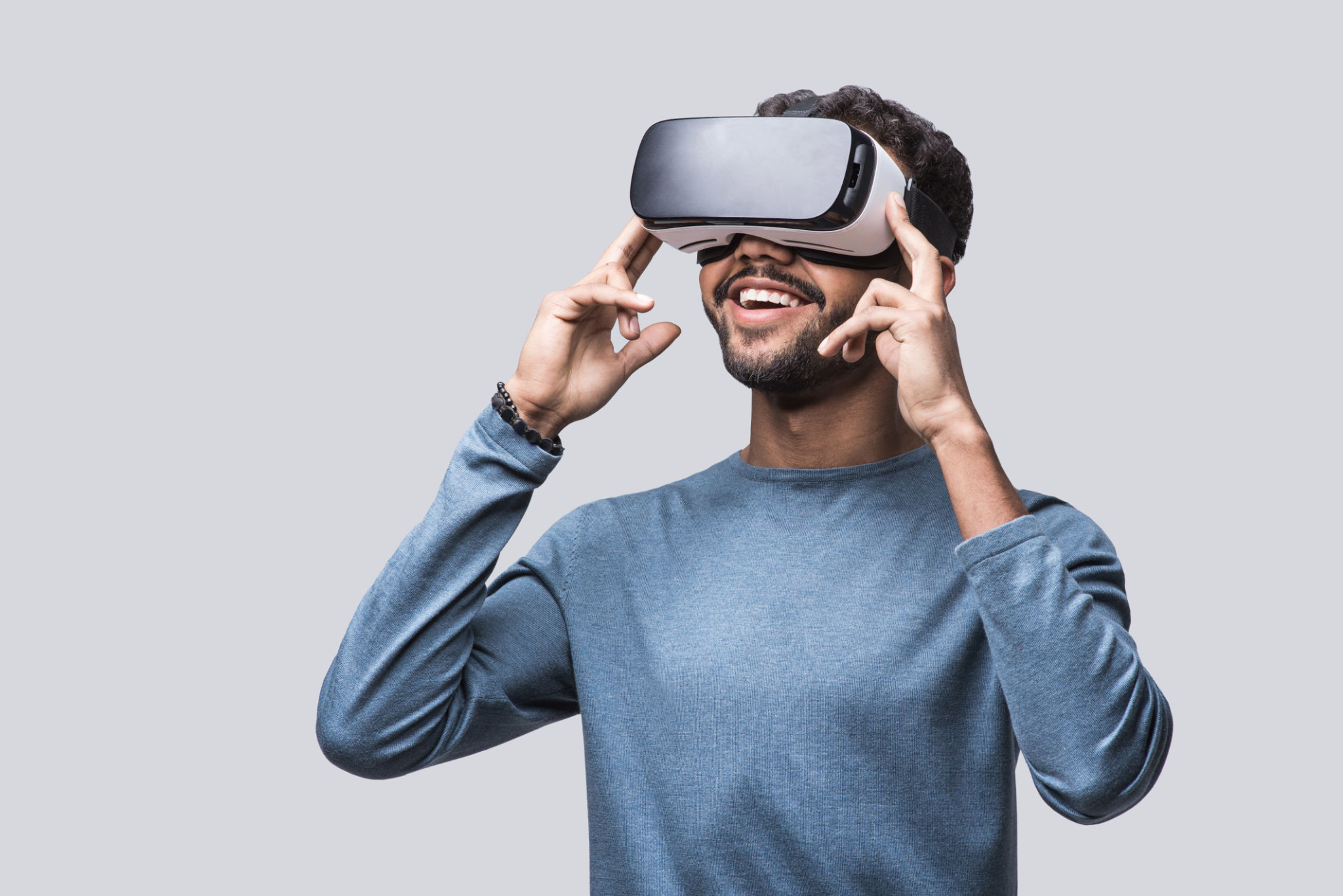 people in virtual reality