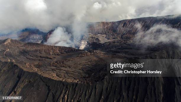 volcano panoramas - marum, vanuatu - 360 images fotografías e imágenes de stock