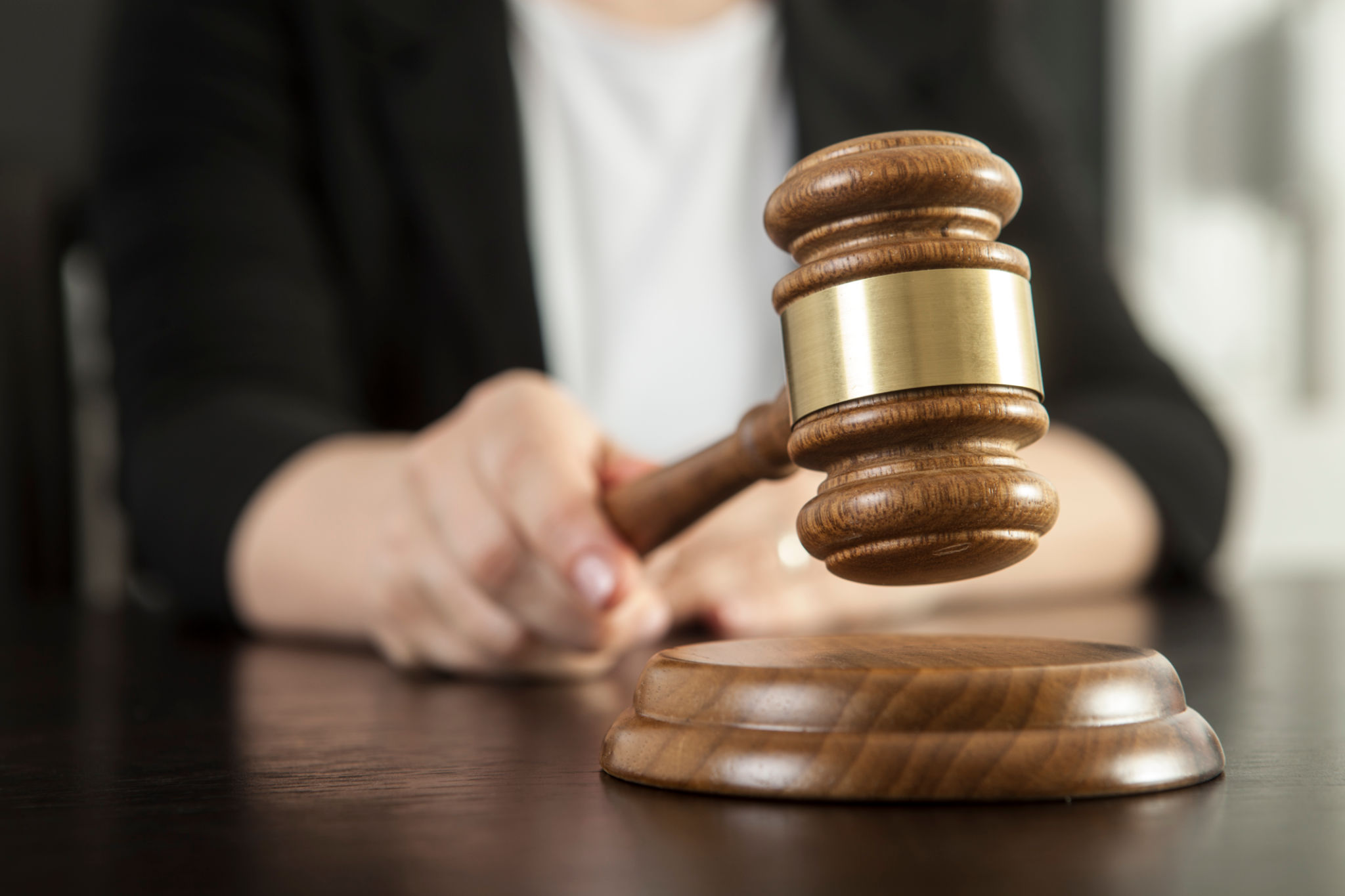 auctioneer gavel