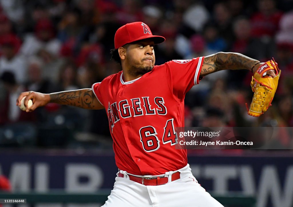 Texas Rangers v Los Angeles Angels of Anaheim