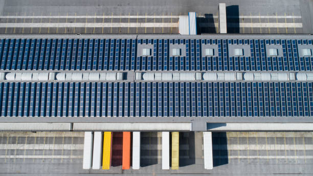 Loading Bay Overview 501 Truck Loading Bay Stock Photos, High-Res Pictures, and Images ...