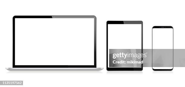 realistisches vector digital tablet, handy, smart phone und laptop. moderne digitale geräte - tablet digital stock-grafiken, -clipart, -cartoons und -symbole