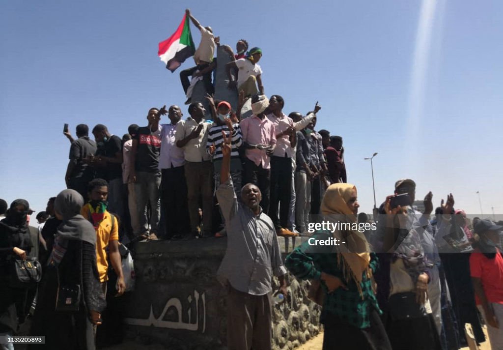 TOPSHOT-SUDAN-UNREST-DEMONSTRATIONS