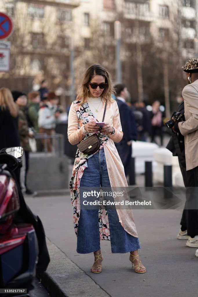 Street Style - Paris Fashion Week Womenswear Fall/Winter 2019/2020 : Day Four
