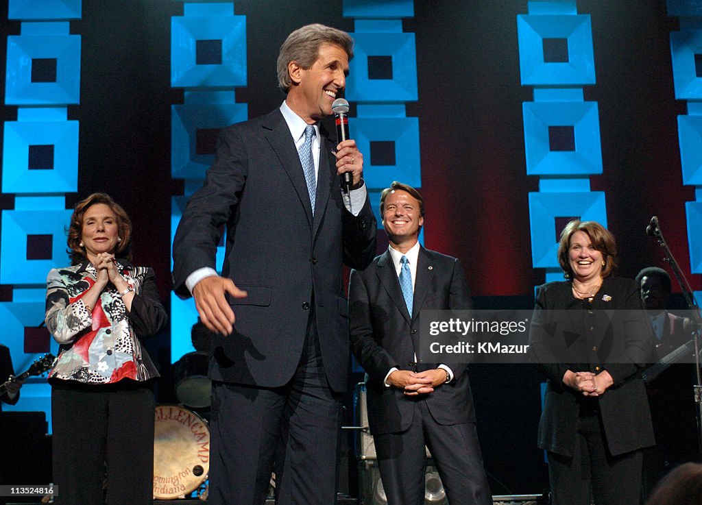 "A Change Is Going To Come: The Concert for John Kerry" at Radio City Music Hall - Show
