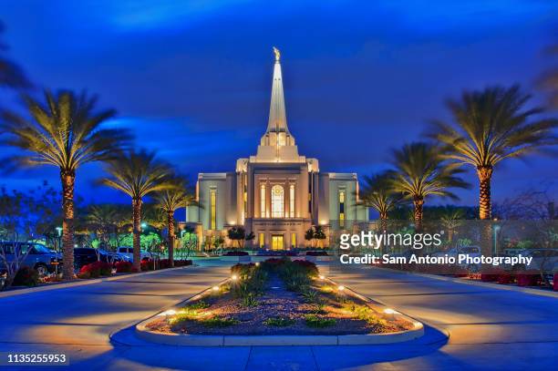gilbert, arizona temple of the church of jesus christ of latter-day saints, lds, mormon - the church of jesus christ of latter-day saints stock pictures, royalty-free photos & images