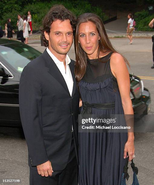 Gian Paolo de Felice and Gabby Karan during The Fresh Air Fund Salute To American Heroes - June 1, 2006 at Tavern On the Green in New York City, New...