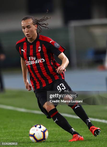 Diego Laxalt of AC Milan in action during the Serie A match between Chievo Verona and AC Milan at Stadio Marc'Antonio Bentegodi on March 9, 2019 in...