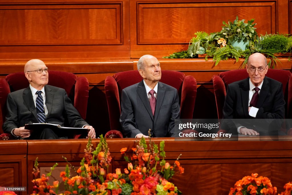 Worldwide Mormon Conference Convenes In Salt Lake City