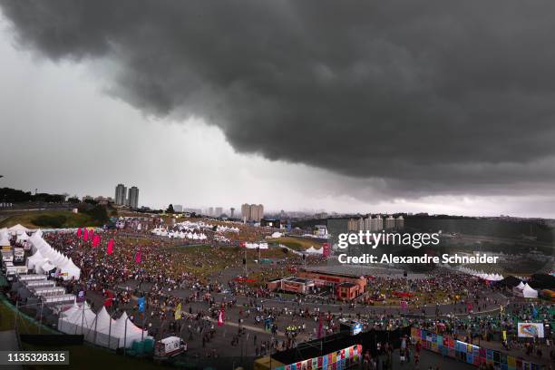 View of the crowd leaving the venue due to rain during Lollapalooza Sao Paulo 2019 Day 2 on April 06, 2019 in Sao Paulo, Brazil.